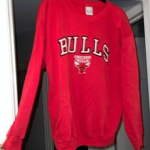 vintage bulls crew neck